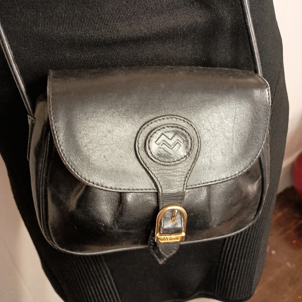 Mario Valentino vintage Black leather small crossbody